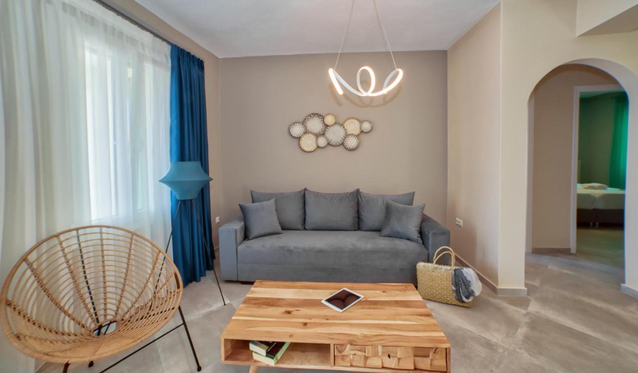 Corali Suites Andros Батси Экстерьер фото